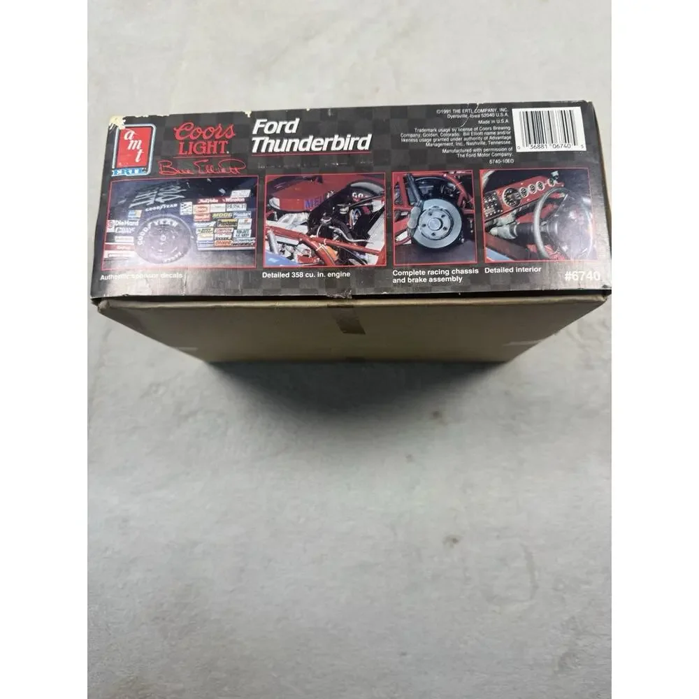 AMT ERTL Bill Elliott #9 Coors Light Ford Thunderbird Model Kit 1:25 6740